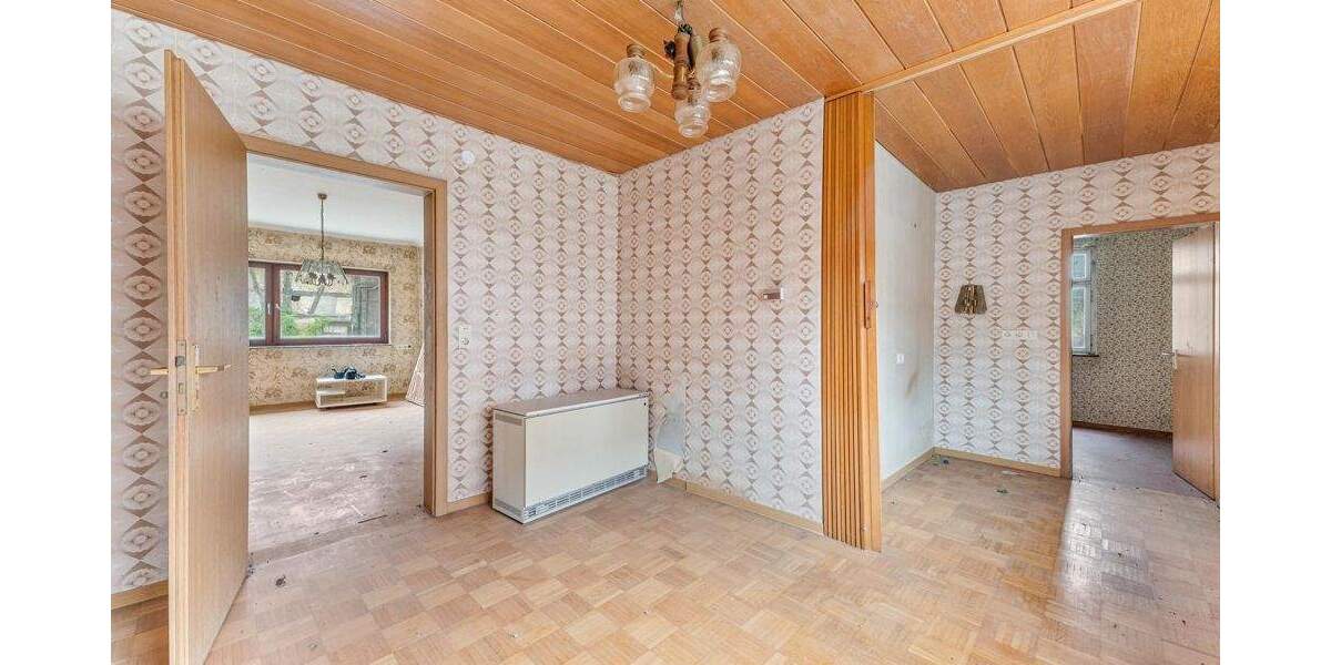 ++ Handwerker gesucht: DHH zum Wiederbeleben - sofort verfügbar ++ 7 zimmer