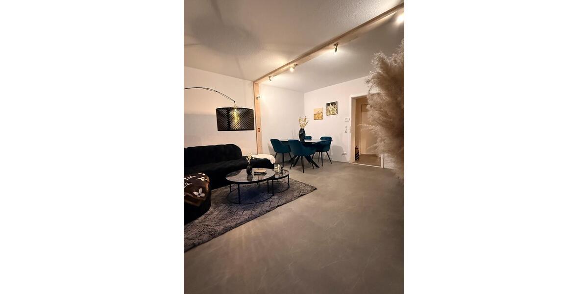 Etagenwohnung Ludwigsburg Oßweil - 3 Zimmer, 75 m&sup2;, 950&euro; | Angebot:25995939