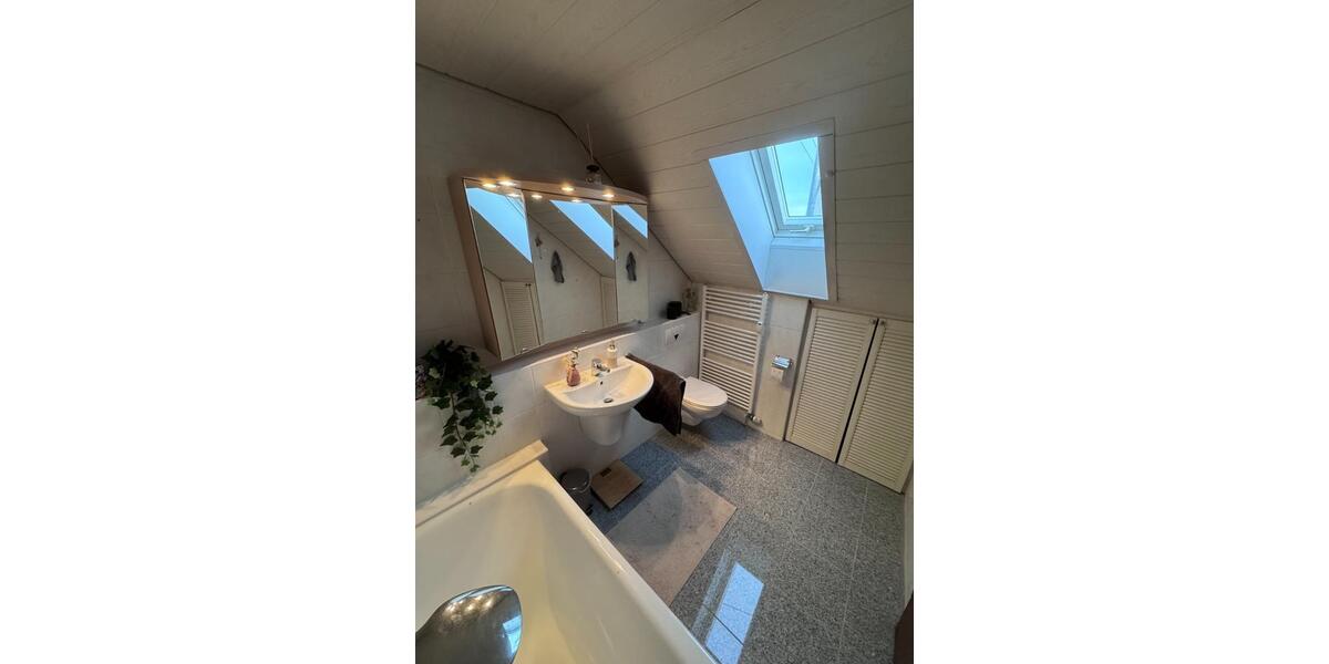 Maisonettenwohnung Remseck am Neckar - 3.5 Zimmer, 85 m&sup2;, 320.000&euro; | Angebot:24849537