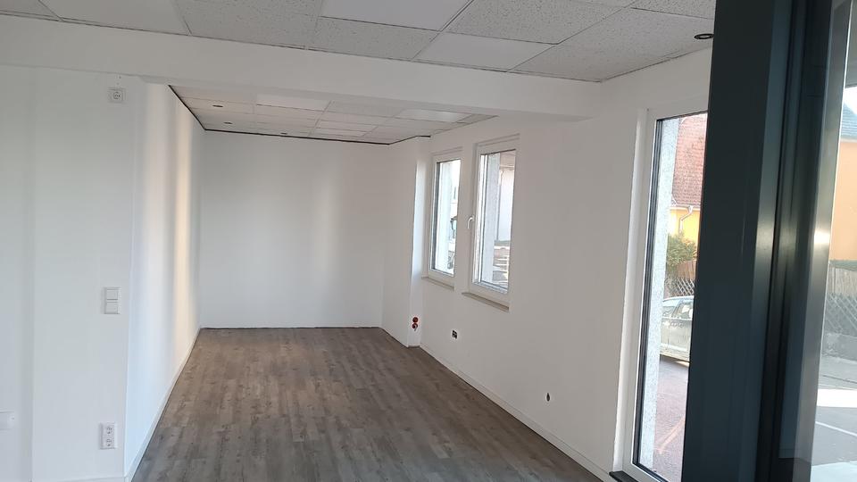 Gewerbefläche für Kiosk Laden Büro oder Anderes zimmer