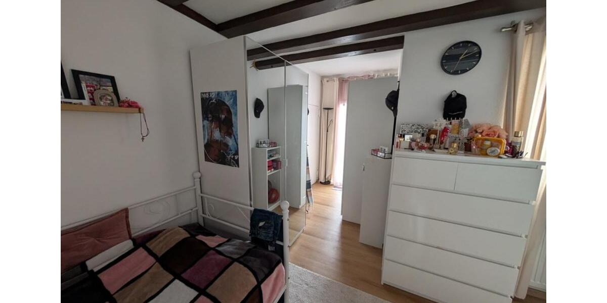 Etagenwohnung Markgröningen - 4 Zimmer, 114 m&sup2;, 1.250&euro; | Angebot:24839467