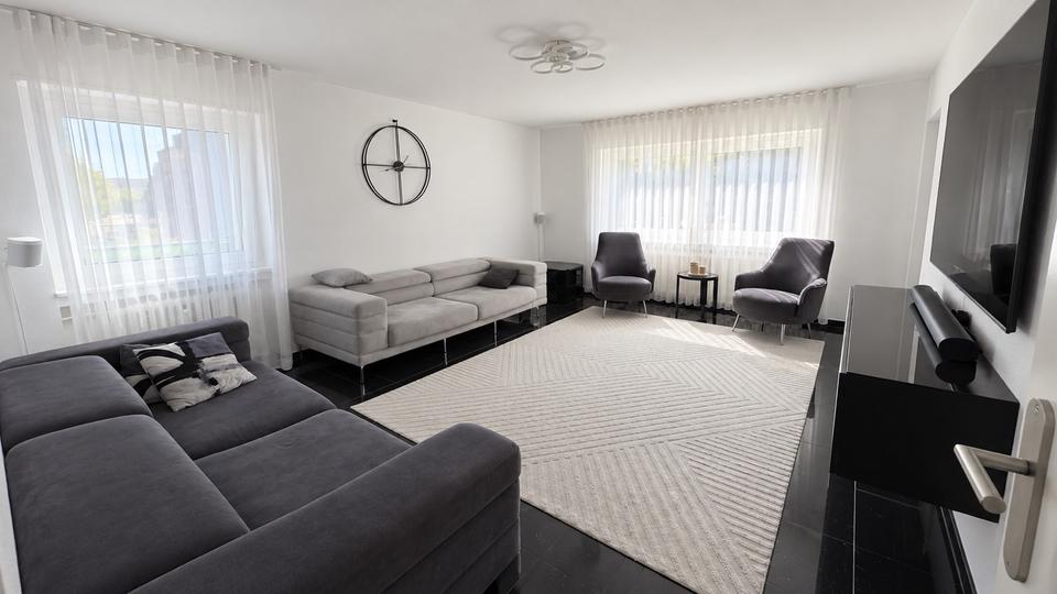 Etagenwohnung Esslingen am Neckar Brühl - 4 Zimmer, 101 m&sup2;, 1.650&euro; | Angebot:27550300