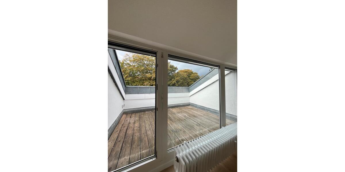 Dachgeschoßwohnung Kornwestheim - 3 Zimmer, 55 m&sup2;, 1.100&euro; | Angebot:27591475