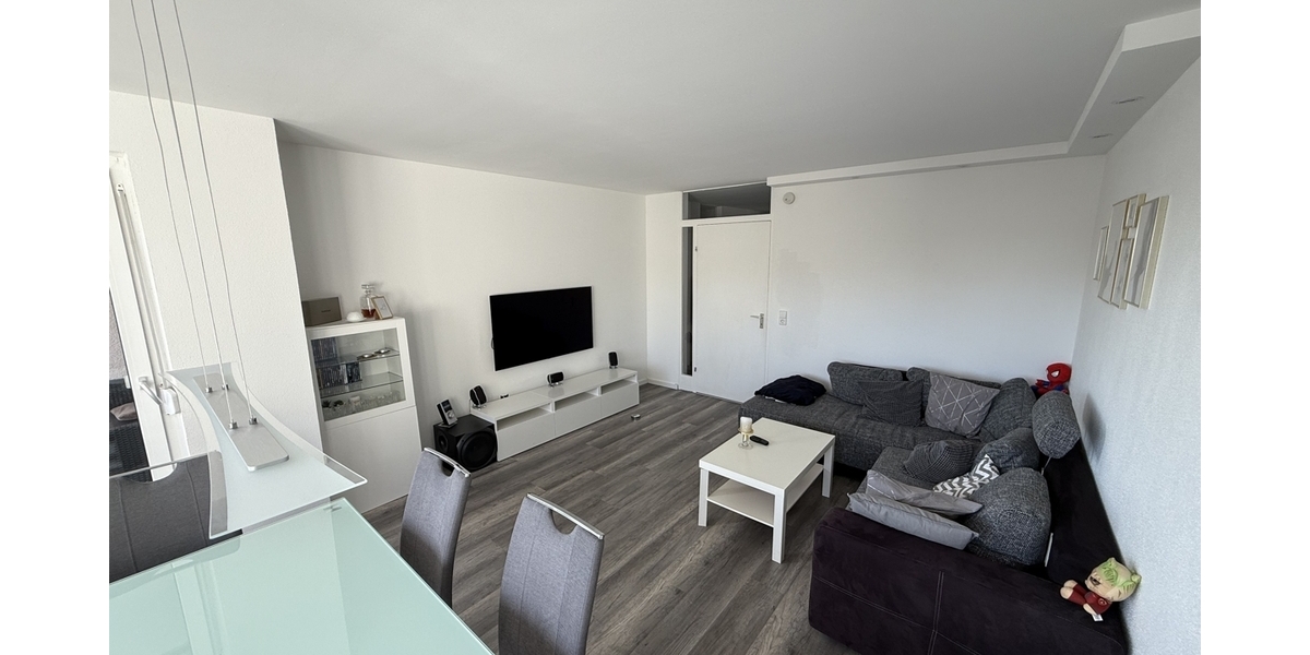 Einziehen & Wohlfühlen – 3,5-Zimmer-Dachgeschosswohnung mit Balkon und Garage - Dachgeschoßwohnung Altbach | Angebot:27581532