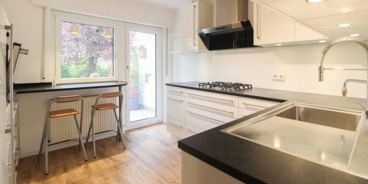 Reihenmittelhaus Stuttgart Steckfeld - 9 Zimmer, 208 m&sup2;, 765.000&euro; | Angebot:26673990
