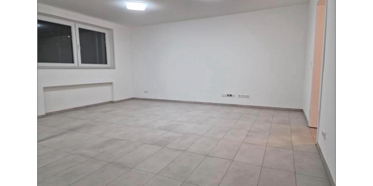 Erdgeschoßwohnung Reutlingen Altenburg - 2 Zimmer, 67 m&sup2;, 1.050&euro; | Angebot:24623349