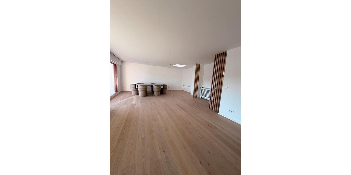 Dachgeschoßwohnung Kornwestheim - 4 Zimmer, 108 m&sup2;, 560.000&euro; | Angebot:25641429