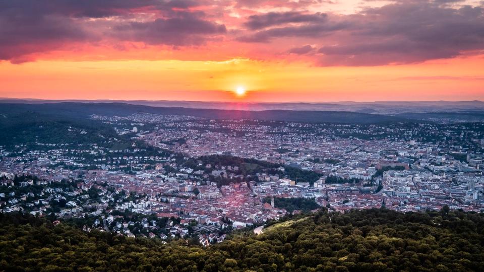 Dachgeschoßwohnung Stuttgart Stuttgart-West - 3 Zimmer, 148 m&sup2;, 985.000&euro; | Angebot:25606433