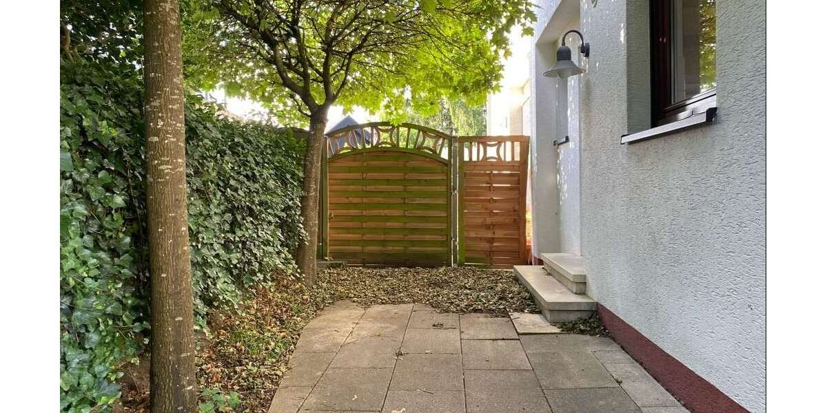 Einfamilienhaus Esslingen Brühl - 6 Zimmer, 110 m&sup2;, 395.000&euro; | Angebot:27460533