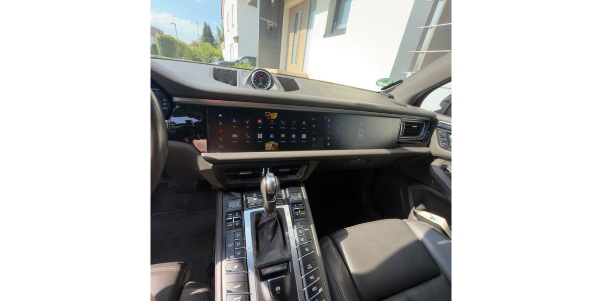 Porsche Macan 147.000 km 31.250 &euro; Bietigheim- Bissingen 74321