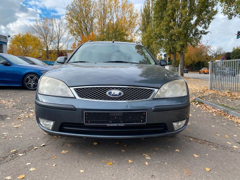 Ford Mondeo 283.500 km 890 € Sindelfingen 71065