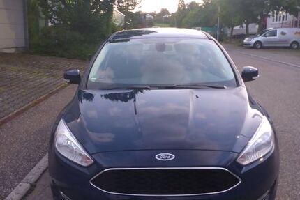 Ford Focus 67.300 km 11.999 € Ditzingen 71254