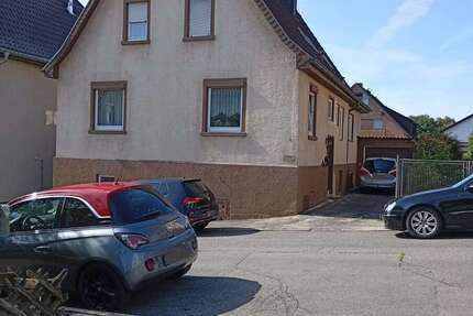 Haus zum Kaufen in Nürtingen 465.000 € 150 m² 8 zimmer