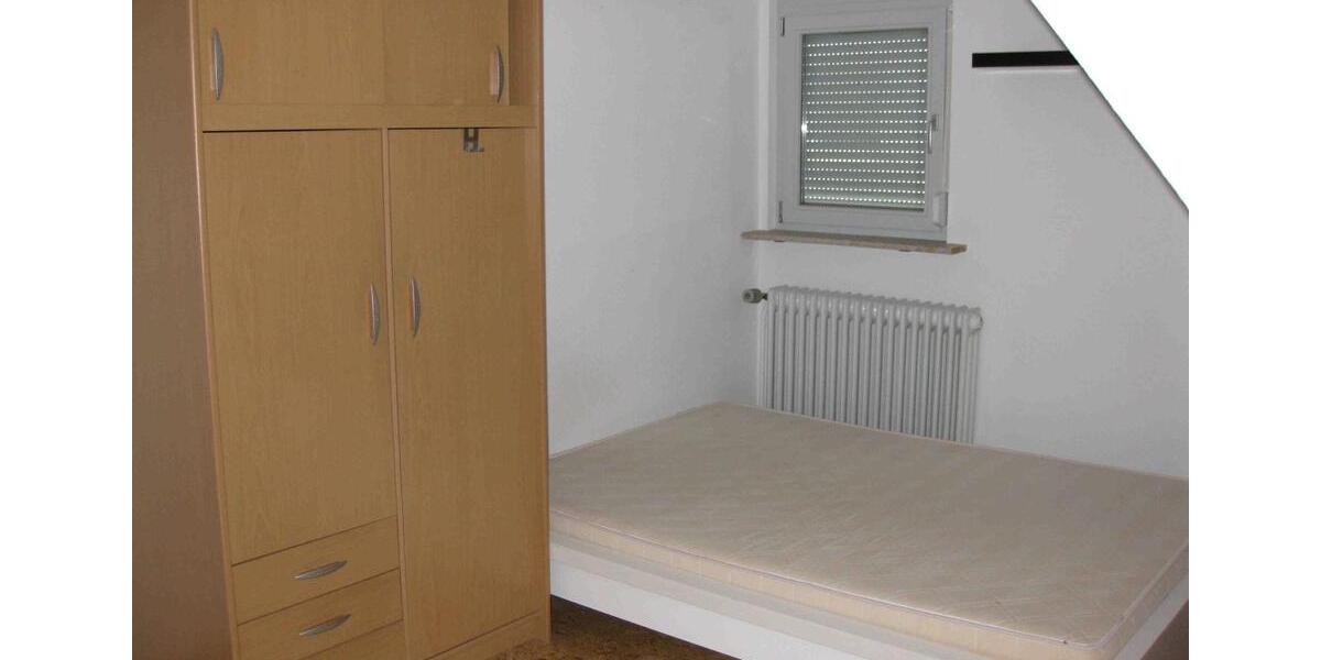 Dachgeschoßwohnung Reutlingen Reutlingen (Kernstadt) - 2 Zimmer, 55 m&sup2;, 700&euro; | Angebot:24652640