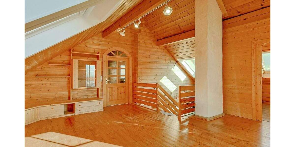 Einfamilienhaus Ernstmühl-Calw Ernstmühl - 7 Zimmer, 159 m&sup2;, 445.000&euro; | Angebot:25798972