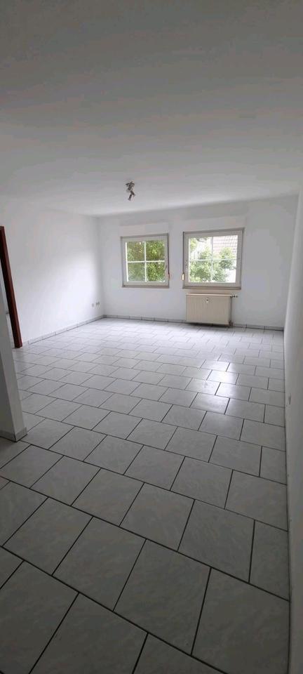 Gut geschnittene und helle 2 Zimmer Wohnung Vahingen EnzAurich zimmer