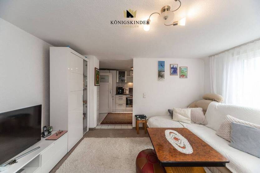 Einfamilienhaus mit Potential: 6 Zimmer, großes Grundstück, schöner Garten. Ihr neues Zuhause?
