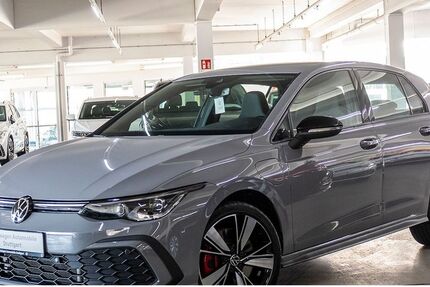 VW Golf 65.105 km 24.830 &euro; Stuttgart-Wangen 70188