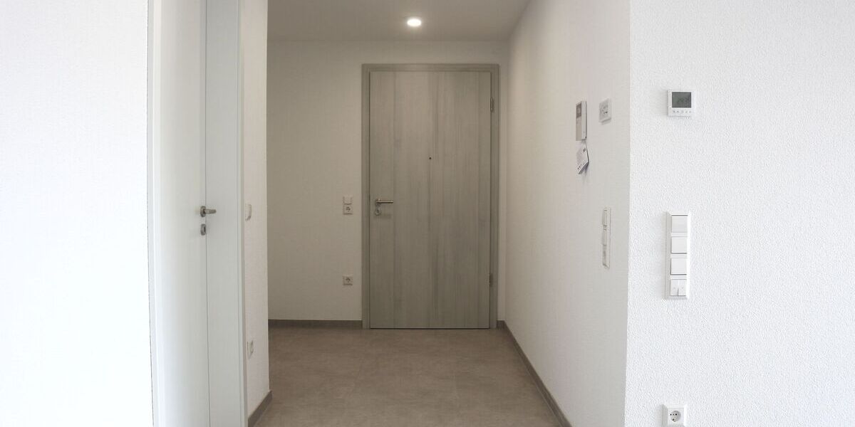 Hochwertige und barrierefreie 4-Zimmerwohnung mit Balkon und EBK - Appartement Mötzingen | Angebot:26633938
