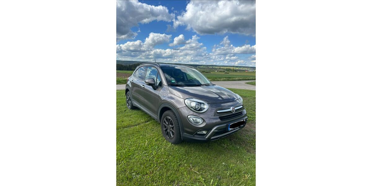 Fiat 500X 62.000 km 9.999 &euro; Effringen 72218