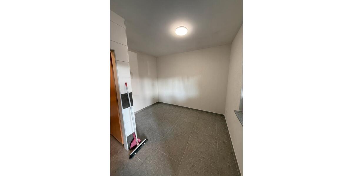 Gewerbeobjekt Remseck am Neckar - 950&euro; | Angebot:25371689