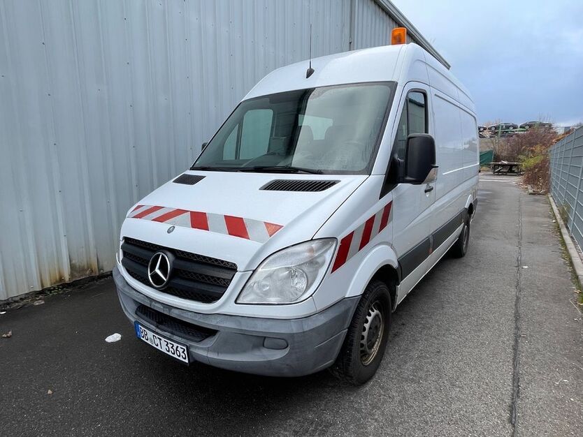 Mercedes-Benz Sprinter 255.000 km 6.990 € Böblingen 71034