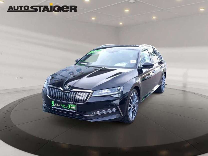 Skoda Superb 93.427 km 21.990 € Stuttgart 70435
