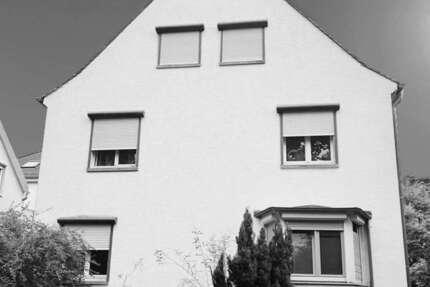 Haus zum Kaufen in Ludwigsburg 695.000 € 190 m² 9 zimmer