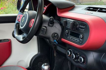 Renault Twingo 113.000 km 4.900 &euro; Fellbach 70736