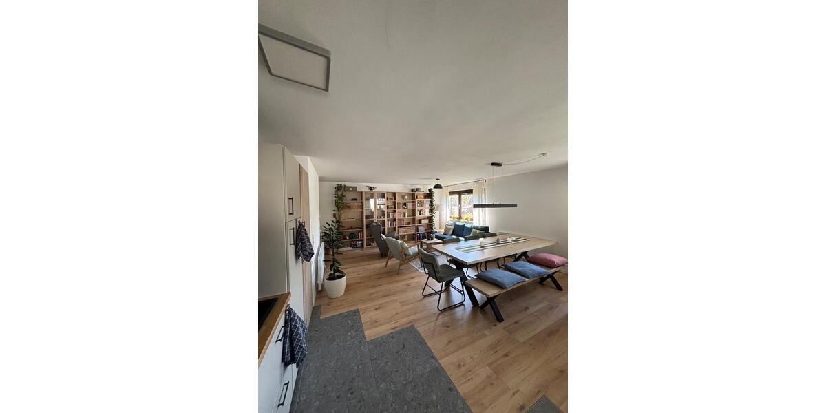 Etagenwohnung Metzingen - 4 Zimmer, 109 m&sup2;, 440.000&euro; | Angebot:26198887