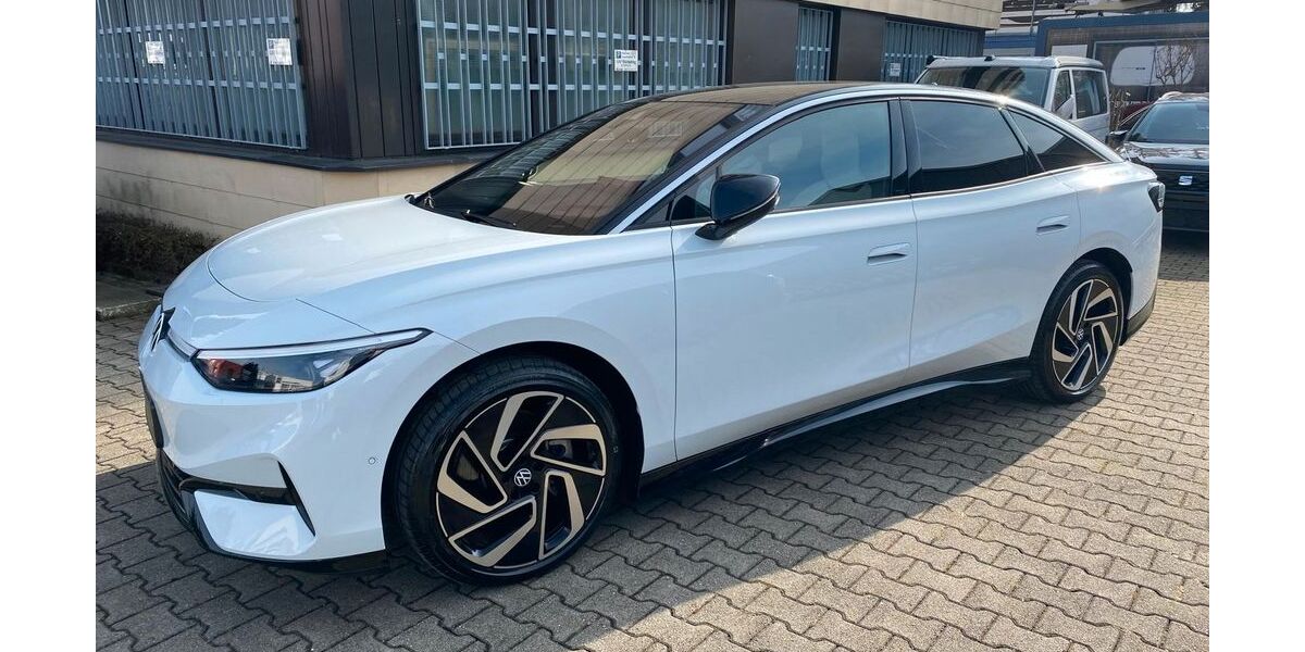 VW ID.7 13.340 km 42.959 &euro; Renningen 71272