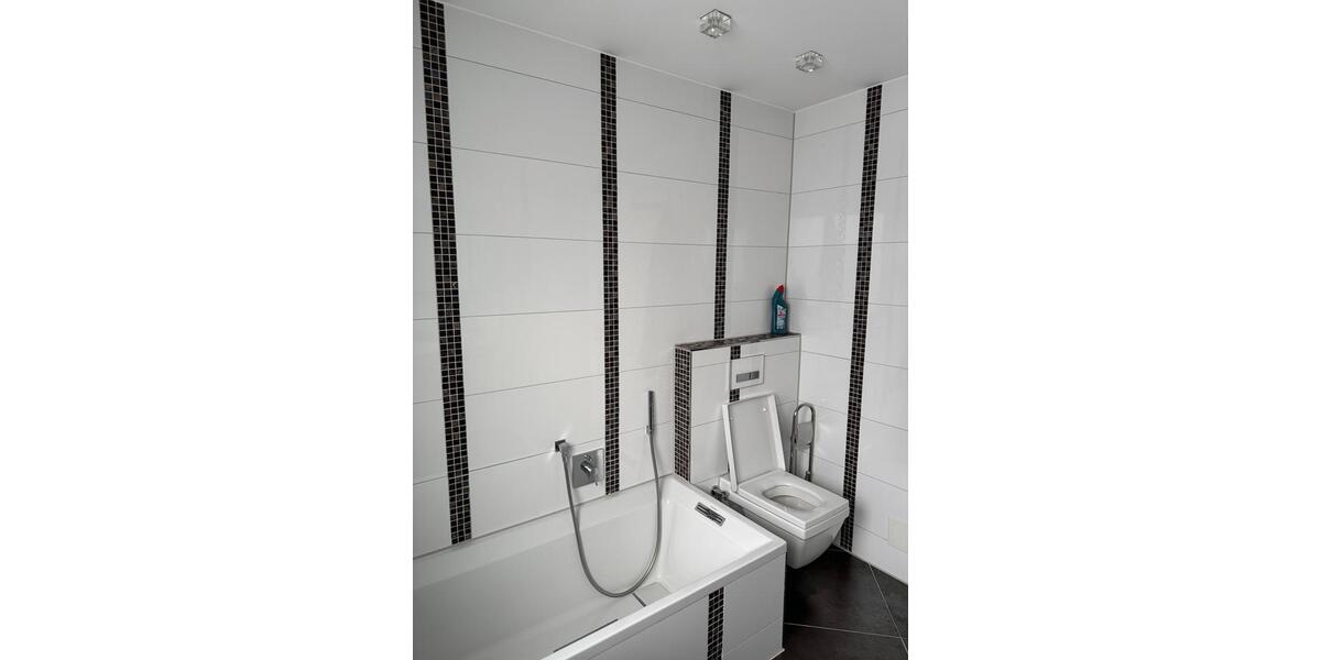 Einfamilienhaus Ostfildern - 7 Zimmer, 150 m&sup2;, 2.700&euro; | Angebot:24733813