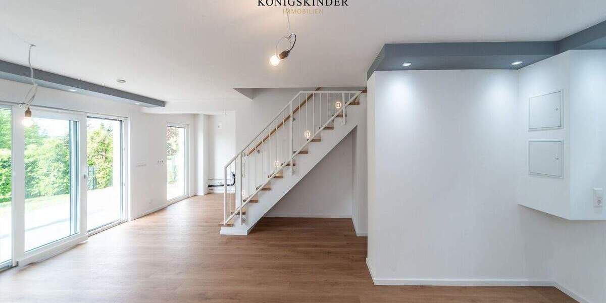 Doppelhaushälfte Stuttgart Zuffenhausen - 8 Zimmer, 154 m&sup2;, 945.000&euro; | Angebot:24709813