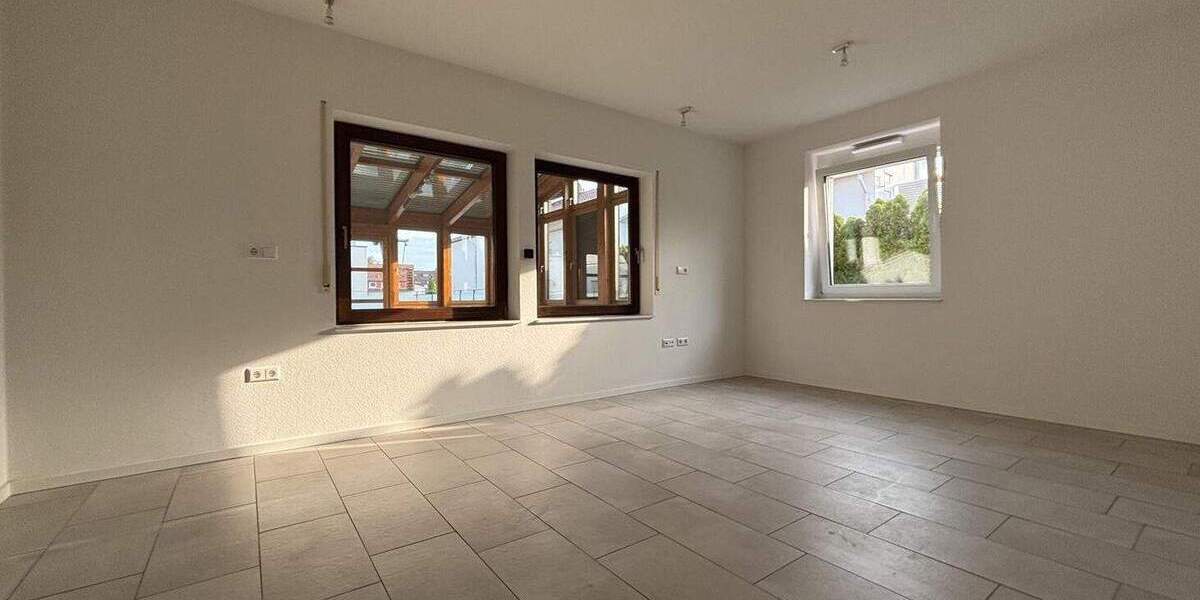 Großzügiges Wohnen -- ca. 230 qm auf einer Etage! 5 zimmer