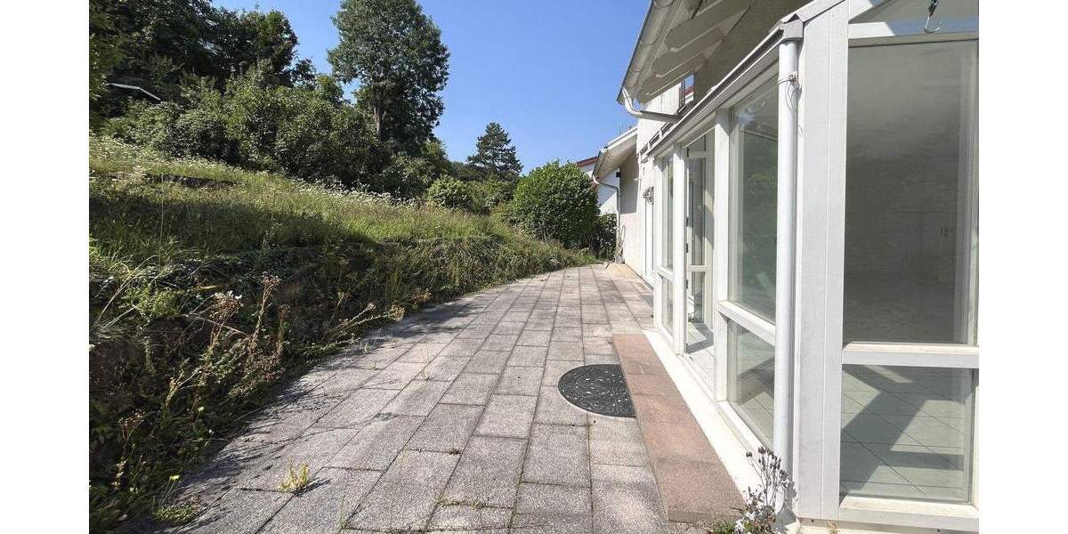 Einfamilienhaus Stuttgart Nord - 7 Zimmer, 242 m&sup2;, 1.690.000&euro; | Angebot:25727195