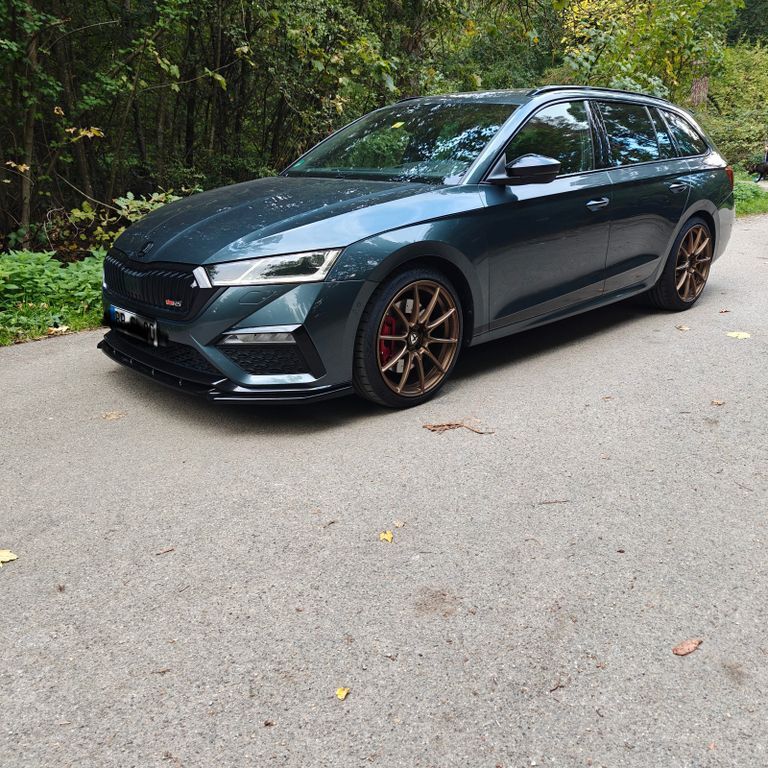 Skoda Octavia 77.421 km 32.900 € Steinenbronn 71144