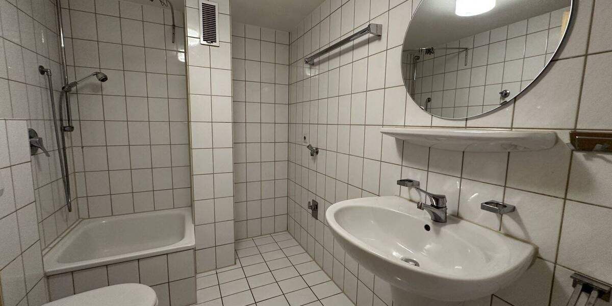 Etagenwohnung Tübingen Lustnau - 4 Zimmer, 85 m&sup2;, 400.000&euro; | Angebot:25685957