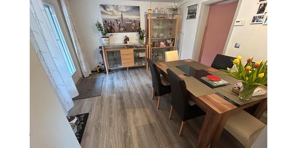 Doppelhaushälfte Gechingen - 3.5 Zimmer, 105 m&sup2;, 1.300&euro; | Angebot:24741458