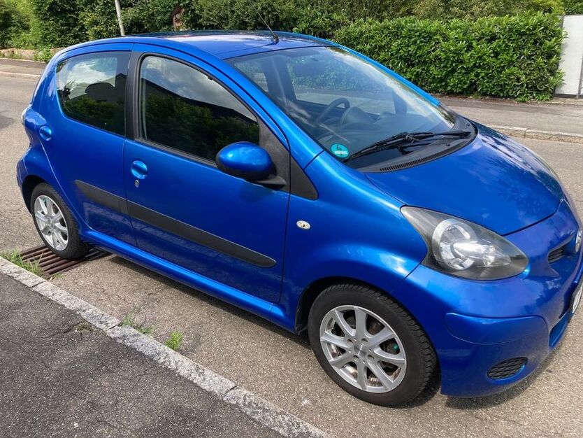 Aygo (X)
