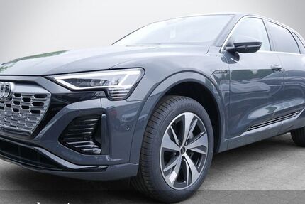 Audi Q8 e-tron 8.500 km 47.430 € Bietigheim-Bissingen 74321