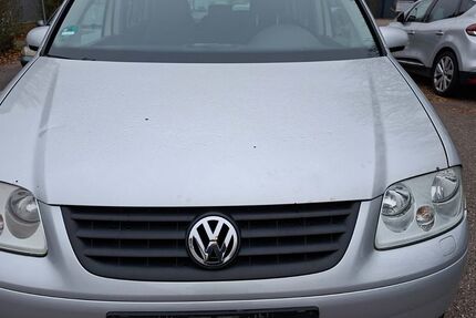 VW Touran 322.320 km 1.700 &euro; Fellbach 70736