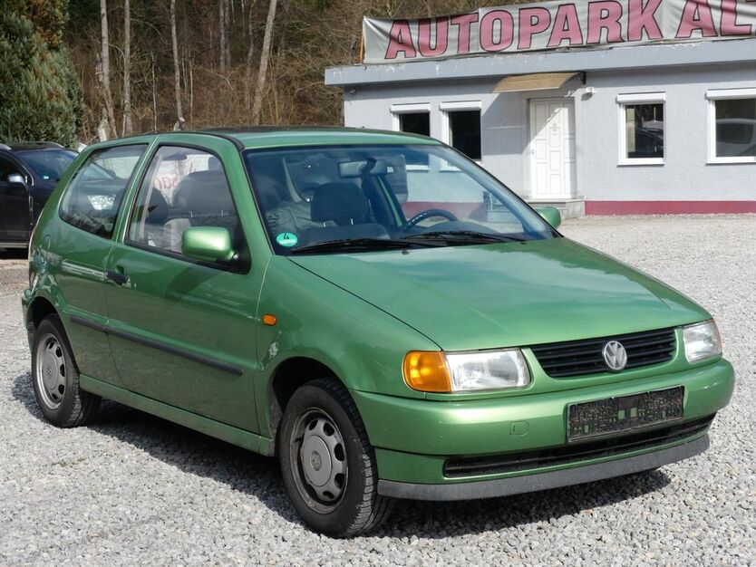 VW Polo 147.300 km 990 € ALTENSTEIG 72213