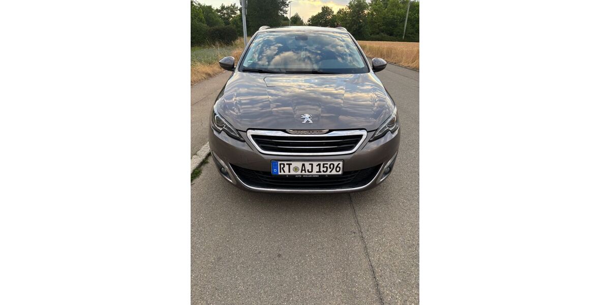 Peugeot 308 157.000 km 6.999 &euro; Reutlingen 72768