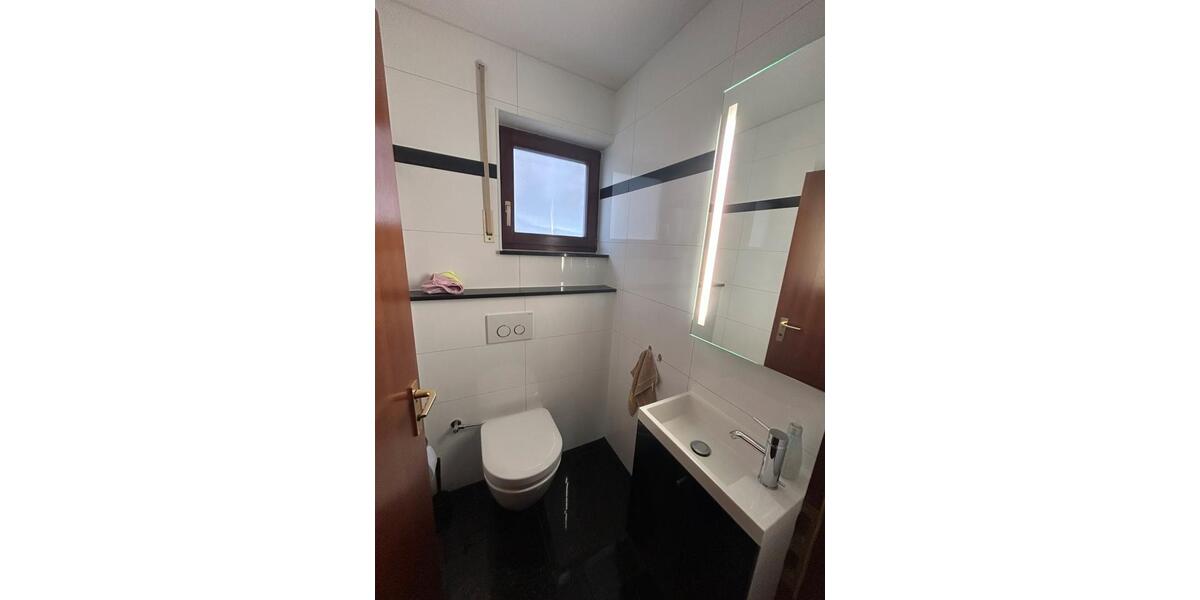 Reihenhaus Renningen - 7 Zimmer, 150 m&sup2;, 655.000&euro; | Angebot:24741224