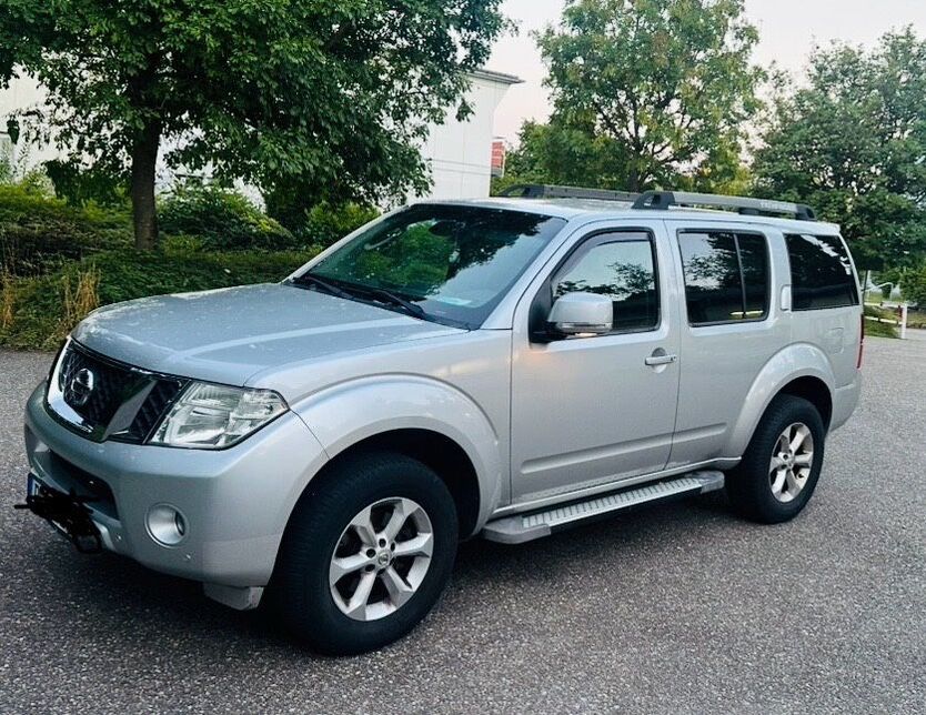 Nissan Pathfinder 139.500 km 14.700 € pforzheim 75172