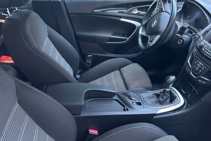Opel Insignia 95.400 km 9.800 &euro; Stuttgart 70191