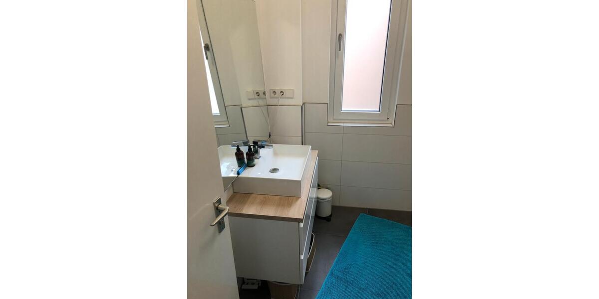 Etagenwohnung Stuttgart Lehen - 3 Zimmer, 100 m&sup2;, 1.900&euro; | Angebot:26597544