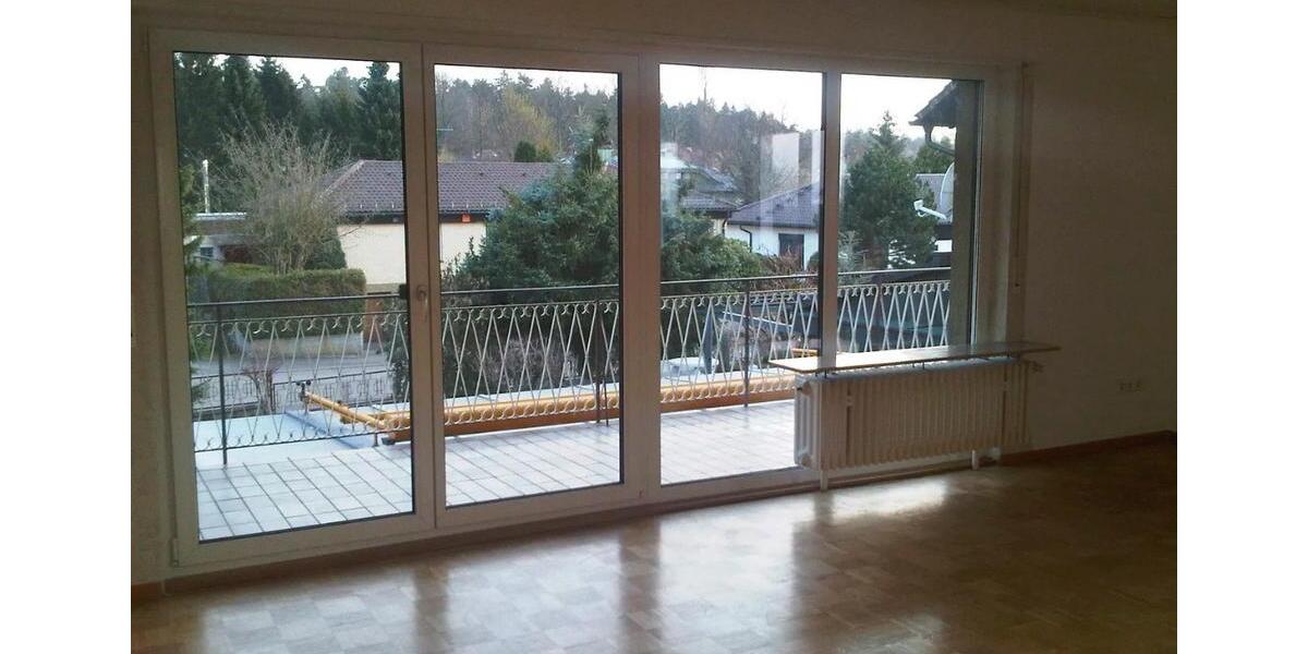 Etagenwohnung Pforzheim Dillweißenstein - 3.5 Zimmer, 100 m&sup2;, 1.200&euro; | Angebot:25995937