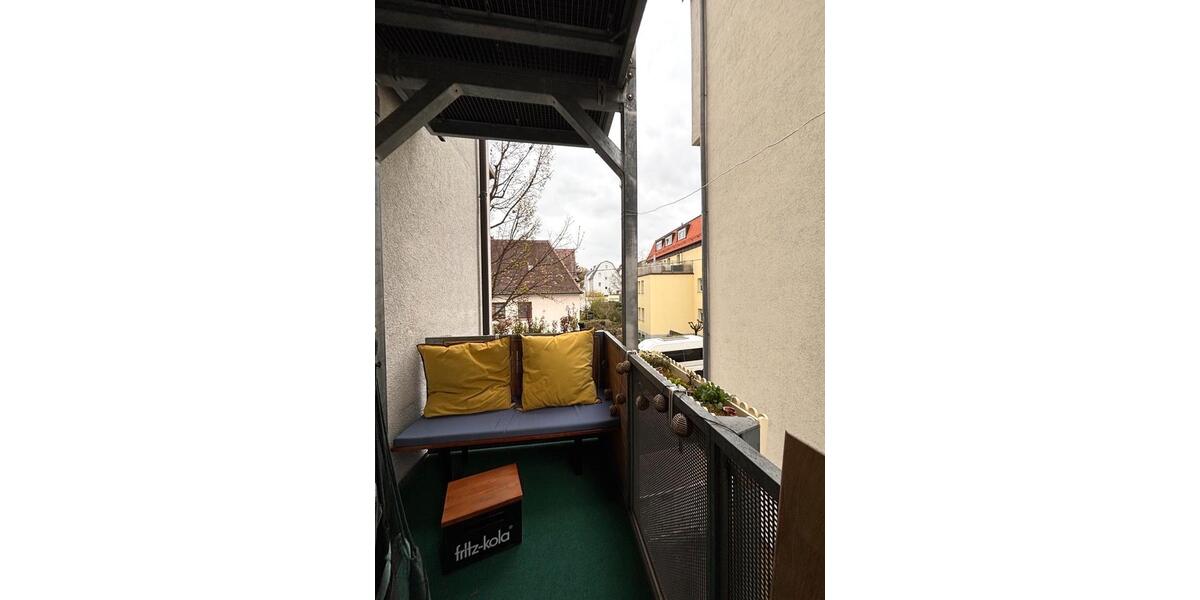 Etagenwohnung Stuttgart Zuffenhausen - 2.5 Zimmer, 84 m&sup2;, 930&euro; | Angebot:25962214