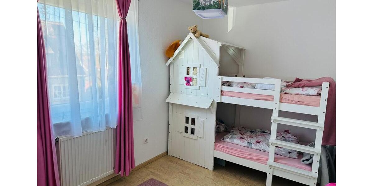 Einfamilienhaus Sersheim - 6 Zimmer, 160 m&sup2;, 1.850&euro; | Angebot:26253378